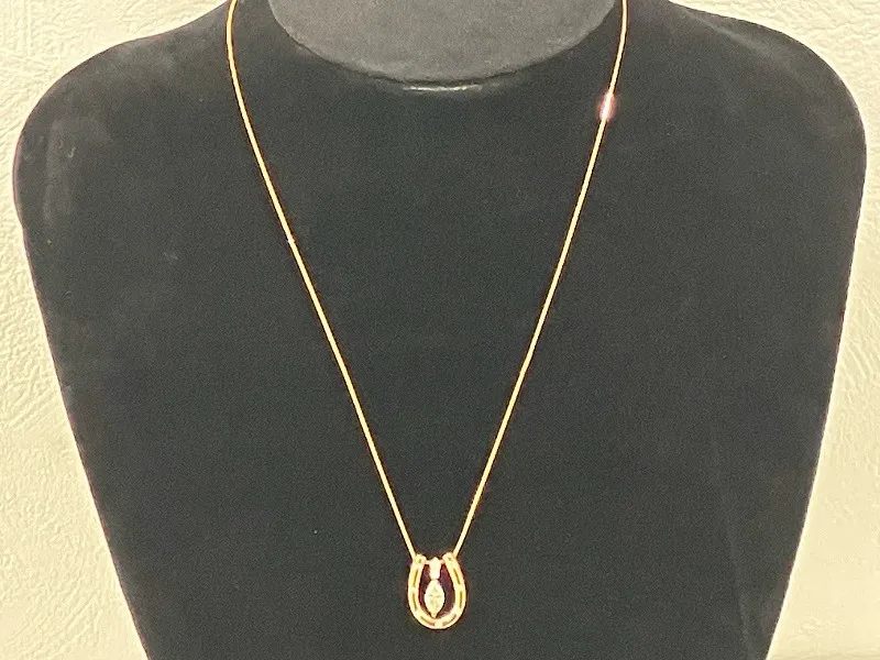 【ダイヤモンドつきのネックレス】を宮城県白石市のお客様からお買取りさせていただきました