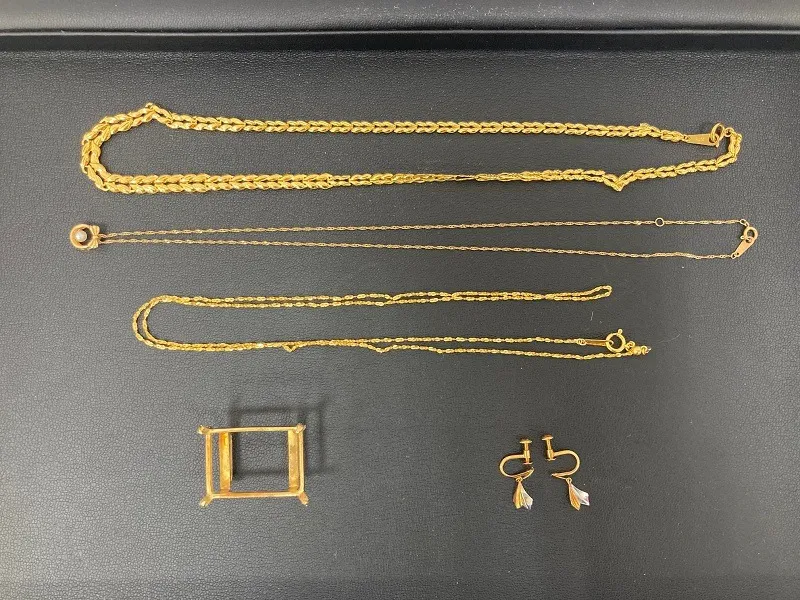 【金のアクセサリー類】を宮城県白石市のお客様からお買取りさせていただきました
